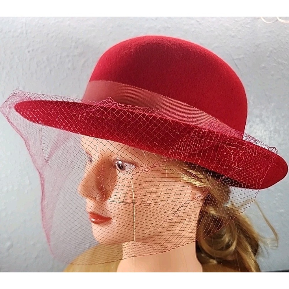 Vintage Women's 100% Wool Doeskin Felt Bollman & Co. Hat‎ Red w/ Vail USA